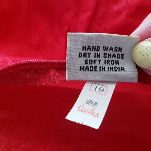 Varsha India Mart Girls Dress Size 26cm 5 / 6 Red Embroidered Lined - Picture 11 of 12